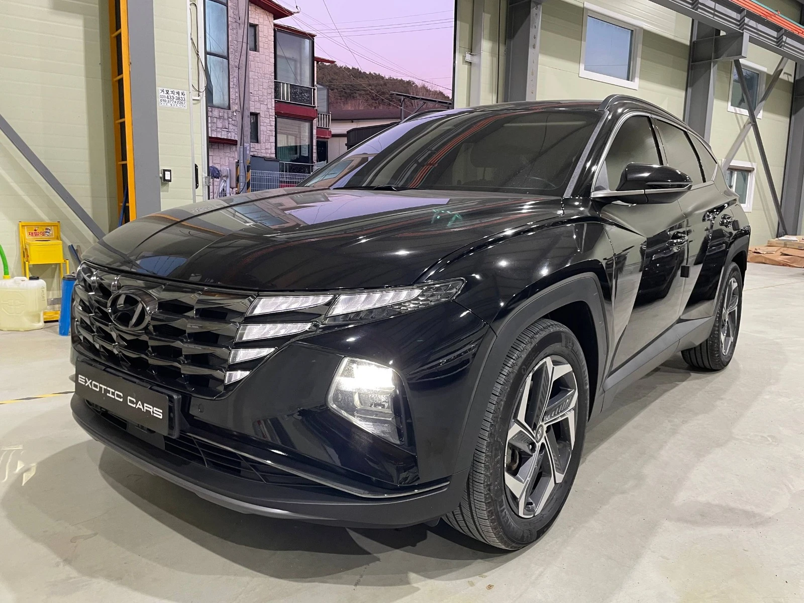 Hyundai Tucson 2.0D ! 2WD ! Inspiration !, снимка 3 - Автомобили и джипове - 54137942