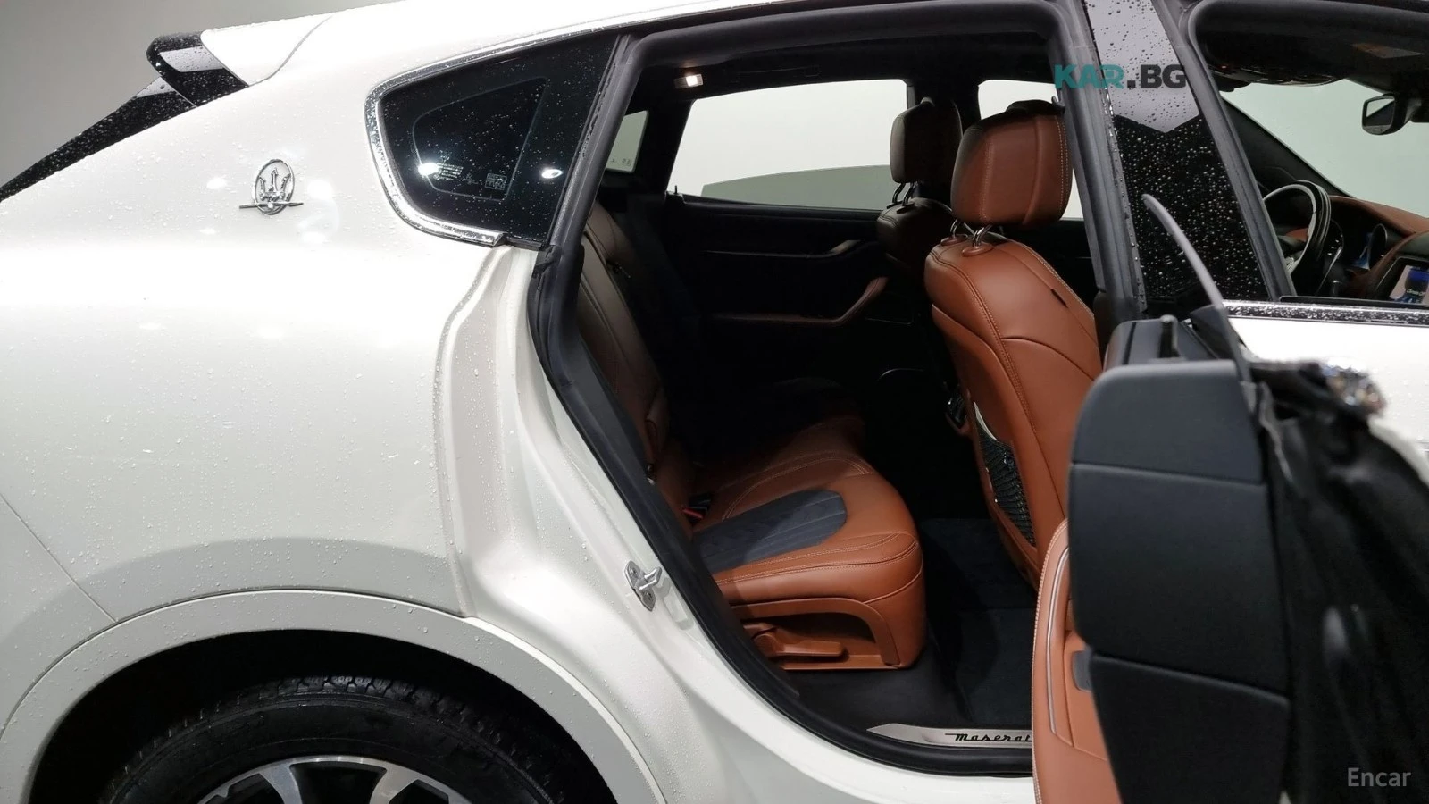 Maserati Levante D GRANDLUSSO Q4 Автокредит Цена до България, снимка 16 - Автомобили и джипове - 55190667