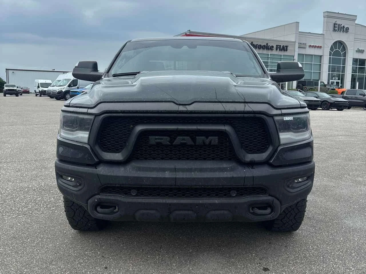 Dodge RAM 1500 * Rebel 4x4 Crew Cab 5'7" Box * CARFAX * Ц, снимка 5 - Автомобили и джипове - 55264938