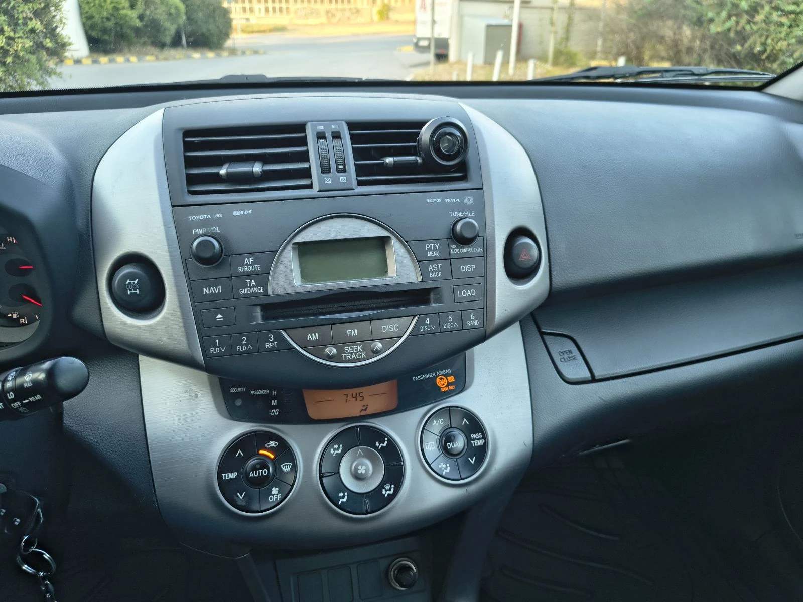 Toyota Rav4, снимка 7 - Автомобили и джипове - 55651065
