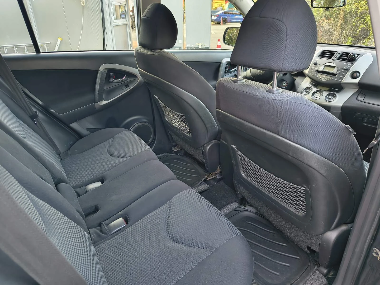 Toyota Rav4, снимка 10 - Автомобили и джипове - 55651065