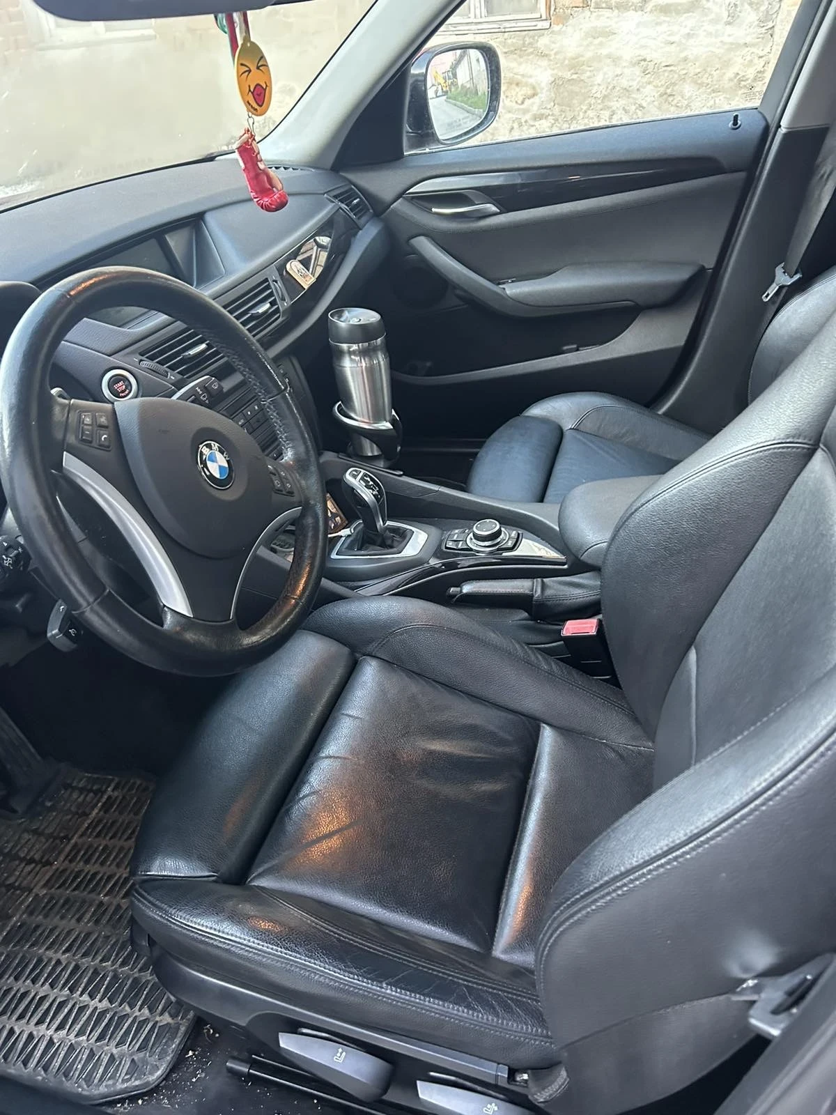 BMW X1 2.8, снимка 10 - Автомобили и джипове - 55900933
