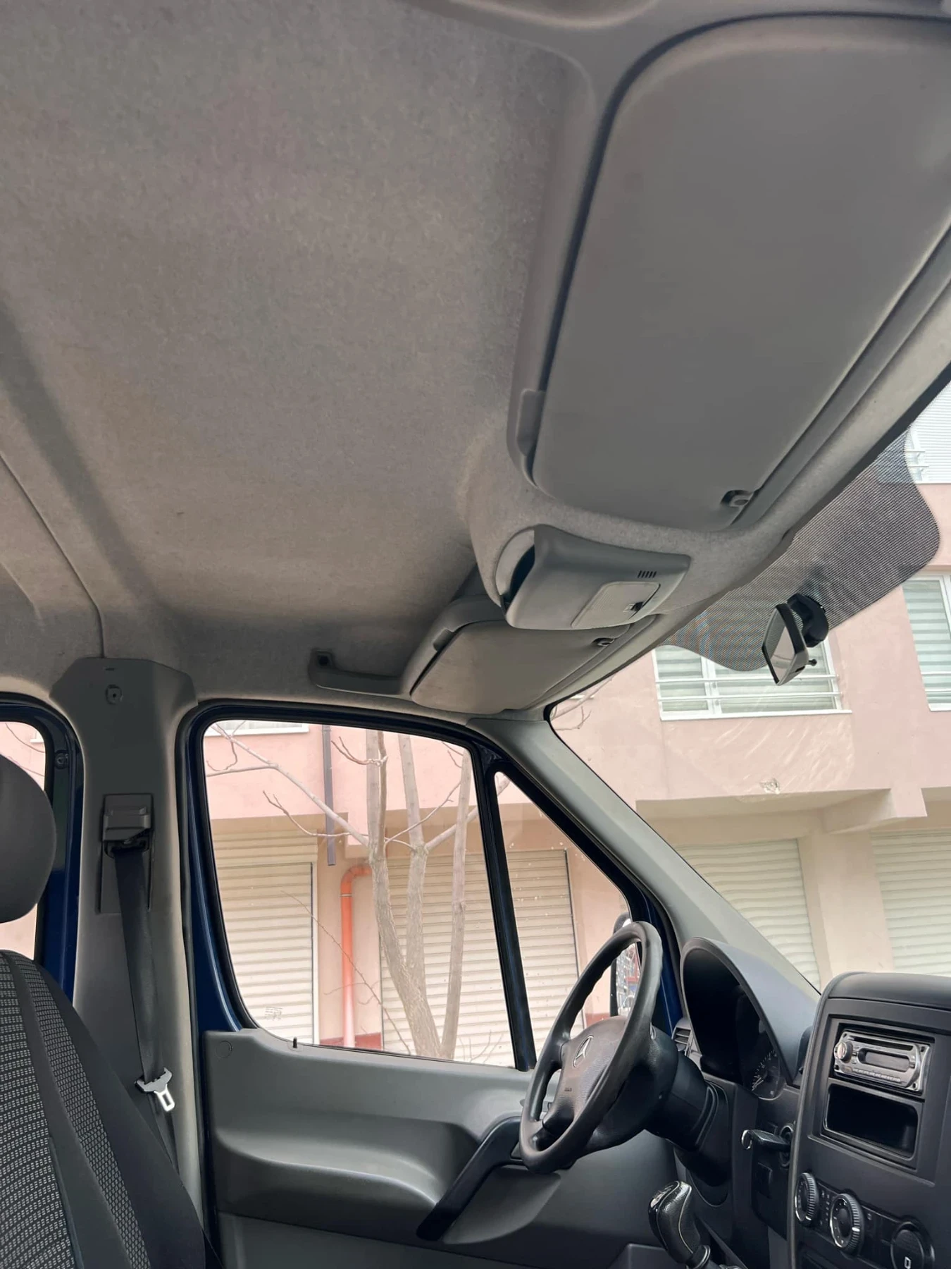 Mercedes-Benz Sprinter 318 3.0 - изображение 10