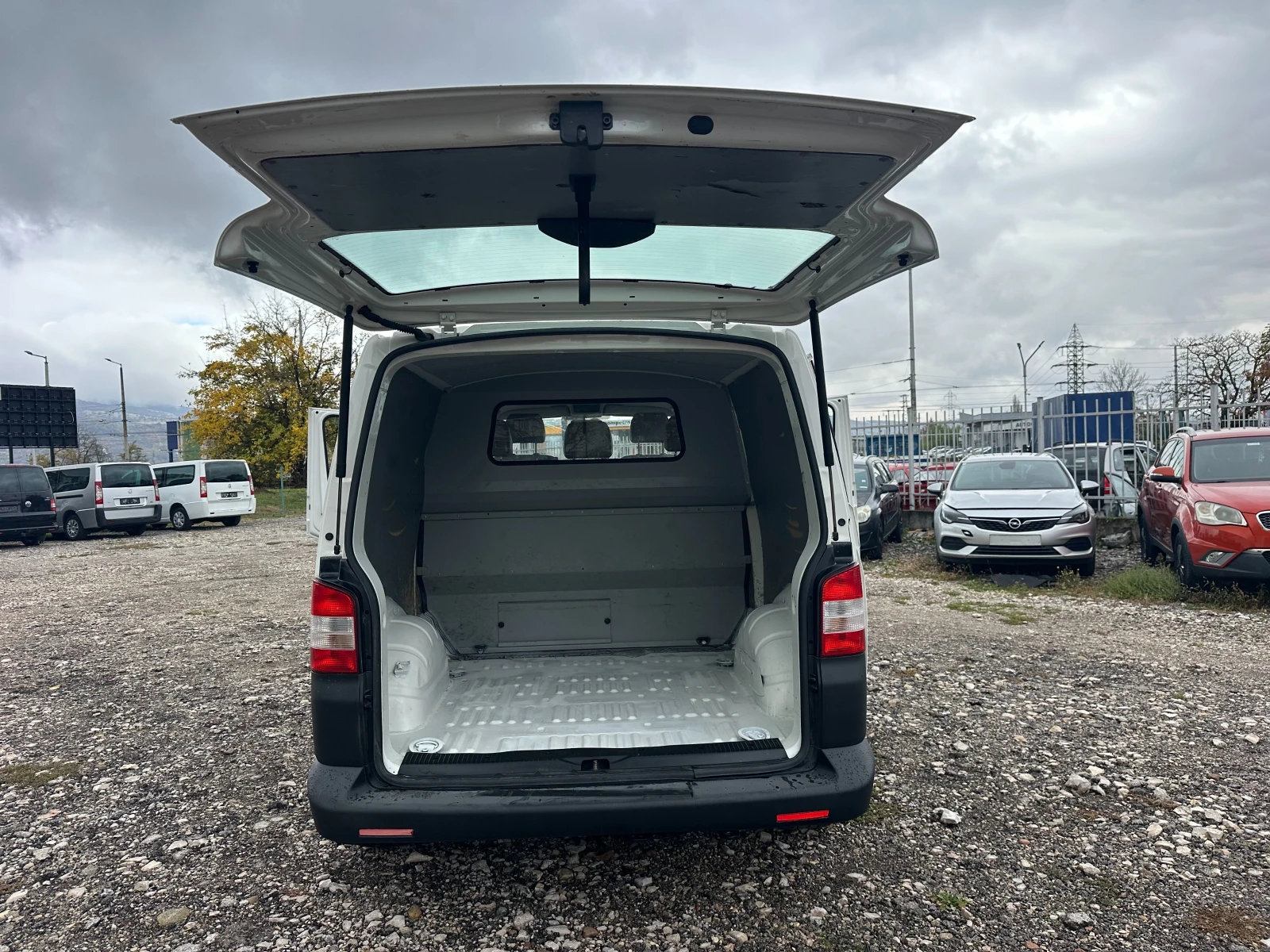 VW Transporter 2.0TDI 140kc LONG 6MESTA | Mobile.bg   15