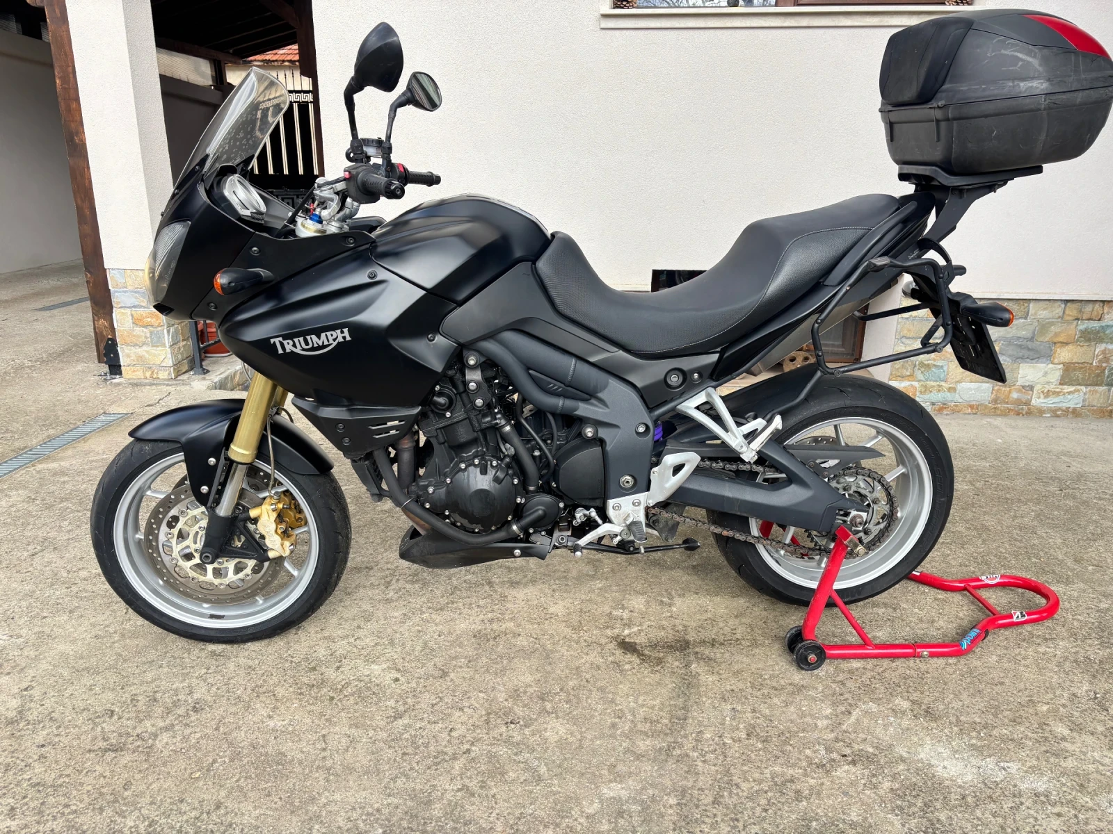 Triumph Tiger 1050 - изображение 2