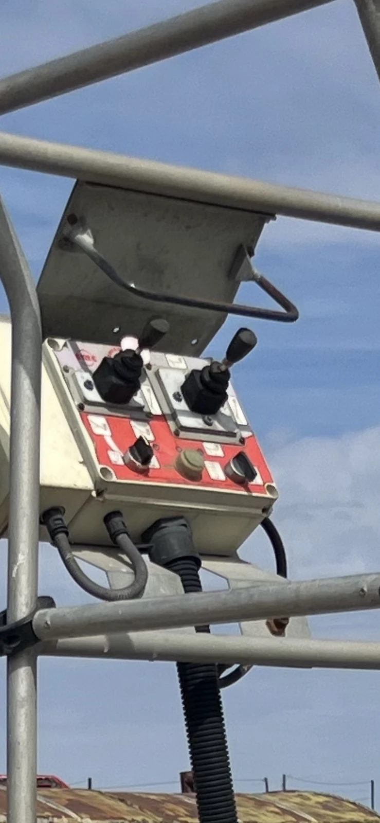 Автовишка Друга марка Nissan/Cabstar/3.0D/21 метра/ - изображение 6