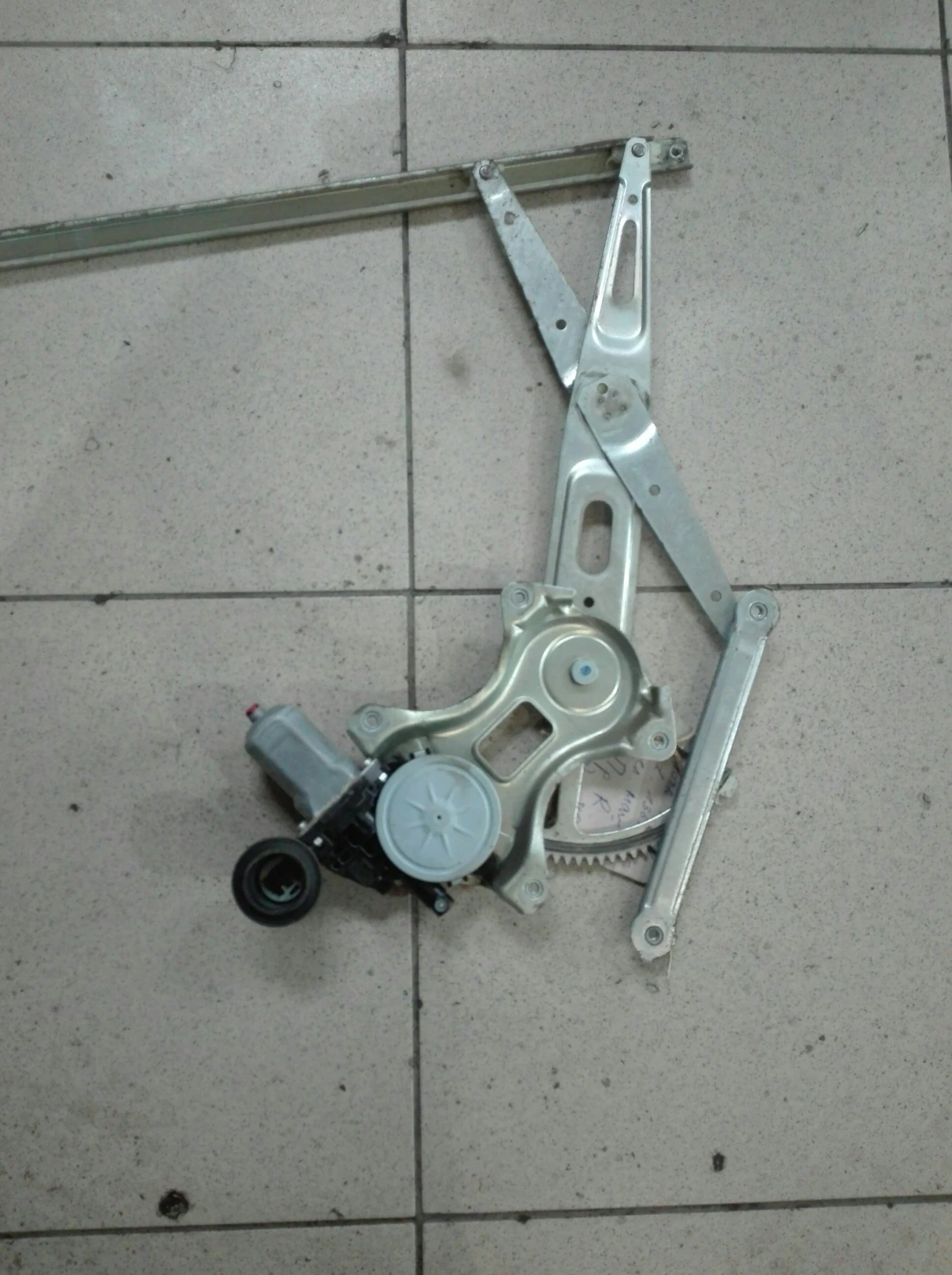 .       -4 2.2, | Mobile.bg   1