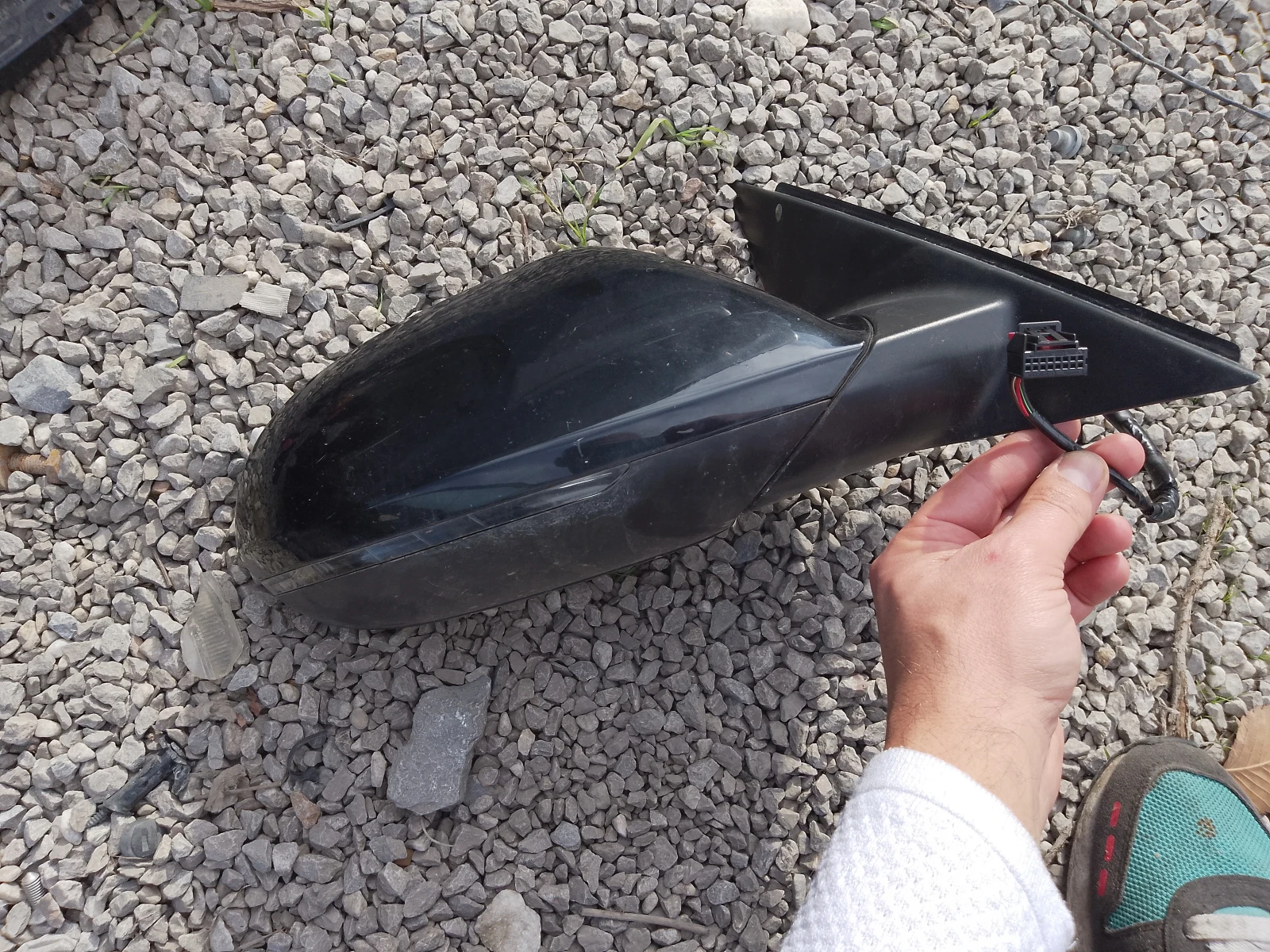 4G1857410N    67 2013 | Mobile.bg   3