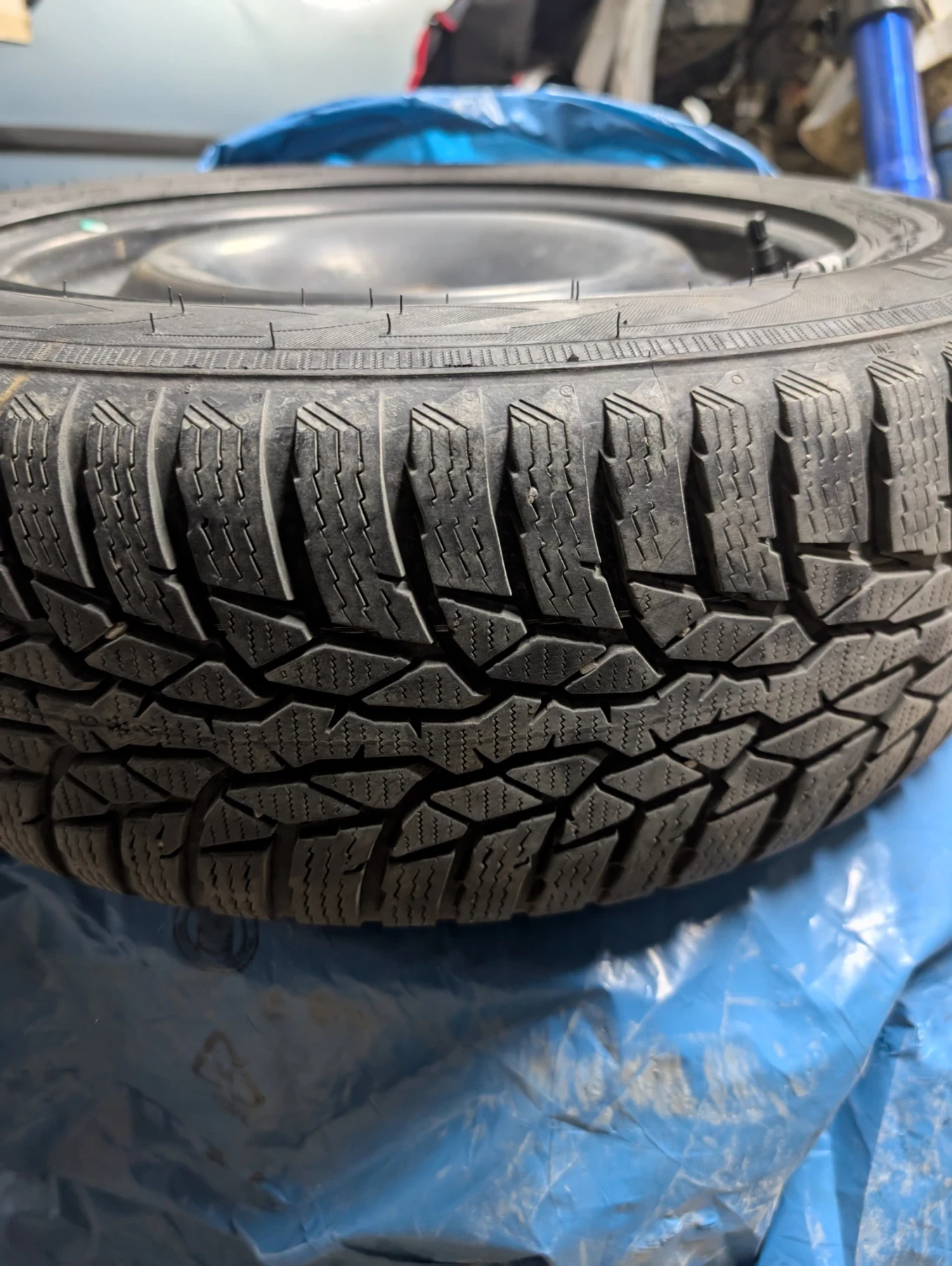    185/60R15 | Mobile.bg   2