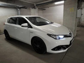 Toyota Auris 1.8, снимка 10