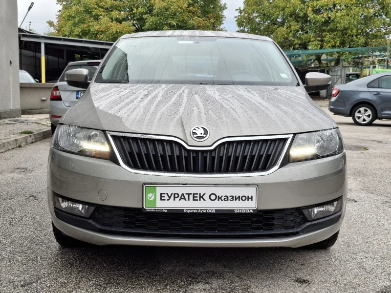 Skoda Rapid 1.0TSI, снимка 2 - Автомобили и джипове - 47553583