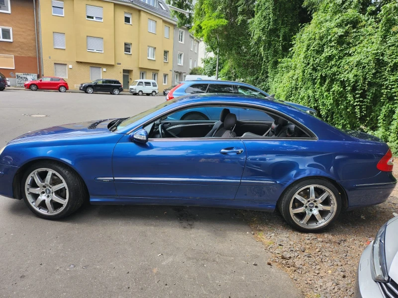 Mercedes-Benz CLK, снимка 2 - Автомобили и джипове - 47781189