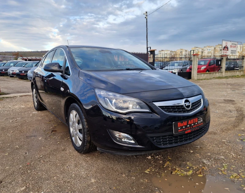 Opel Astra Регистриран / Обслужен / Икономичен, снимка 3 - Автомобили и джипове - 48075910