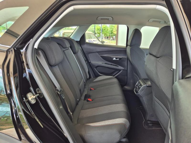 Peugeot 3008 1.5HDI, снимка 11 - Автомобили и джипове - 51081848