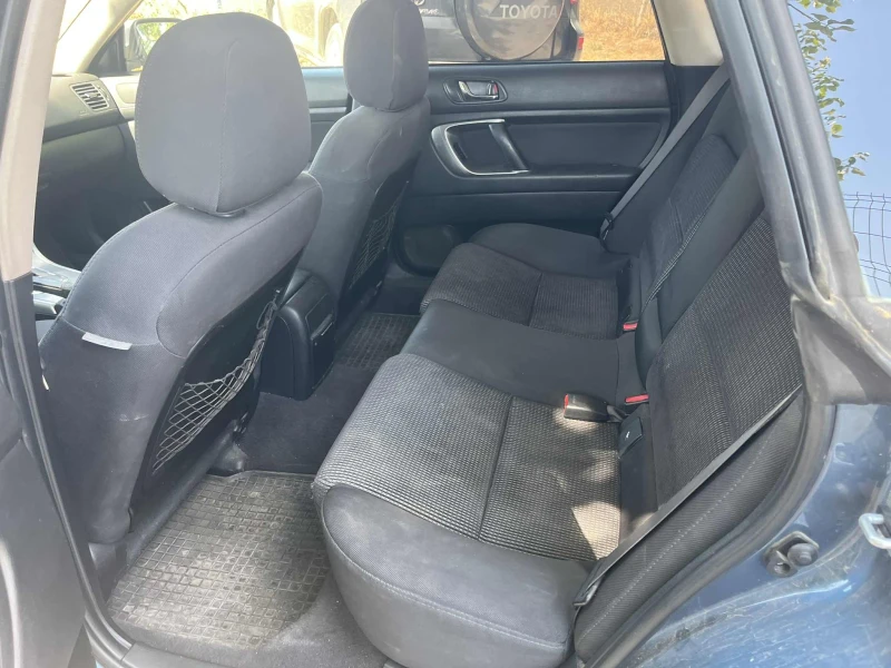 Subaru Outback, снимка 10 - Автомобили и джипове - 52242063