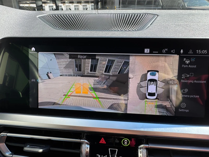 BMW 330 xDrive, снимка 10 - Автомобили и джипове - 52065208