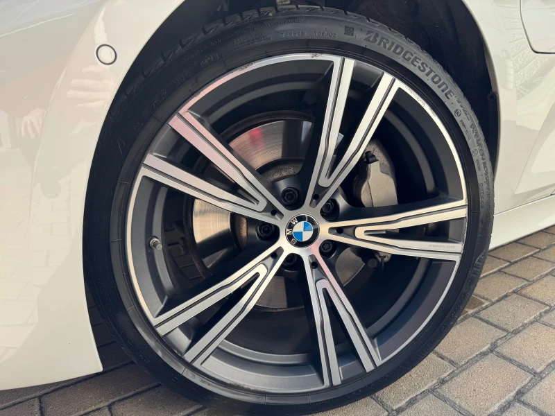 BMW 330 xDrive, снимка 5 - Автомобили и джипове - 52065208
