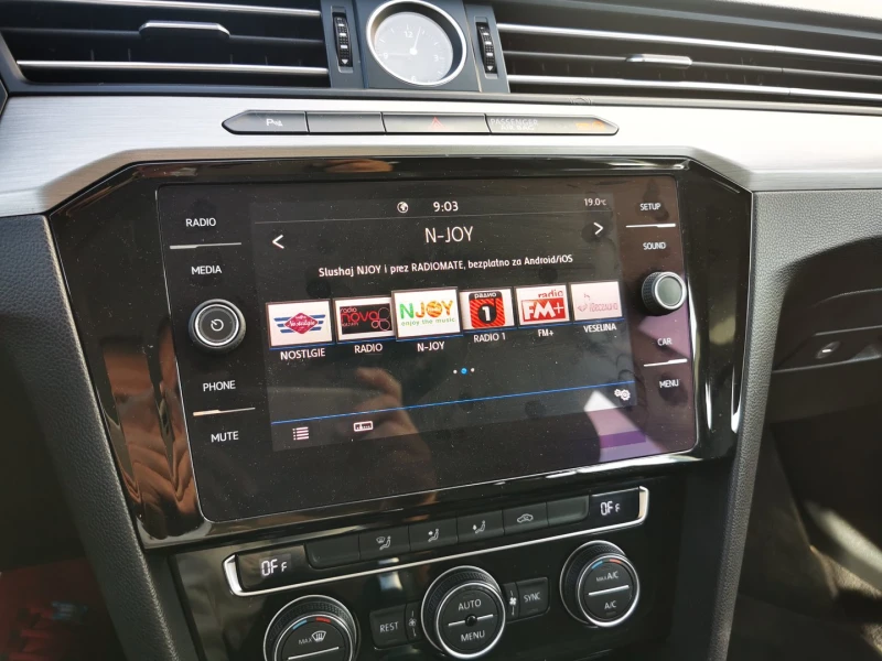 VW Arteon 1.5 TSI EVO BMT DSG, снимка 14 - Автомобили и джипове - 52844692