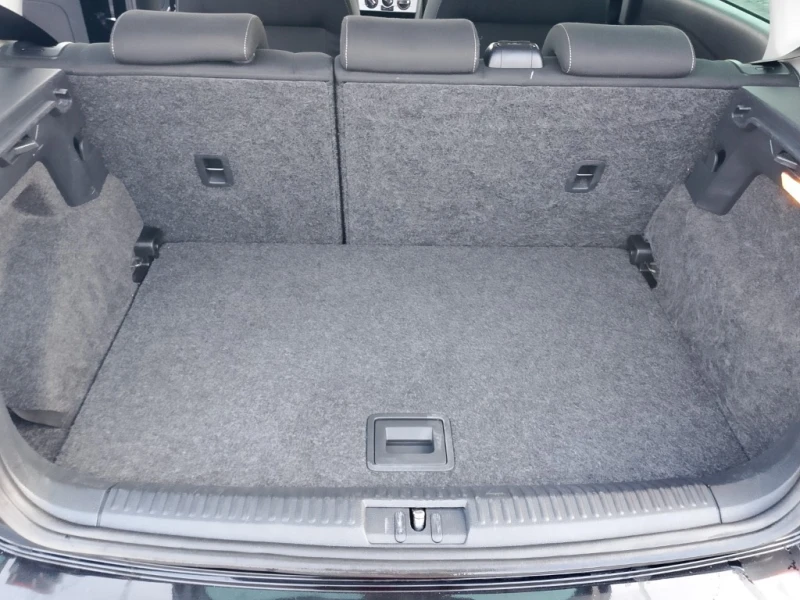 VW Polo 1.6 TDI, снимка 11 - Автомобили и джипове - 52662297