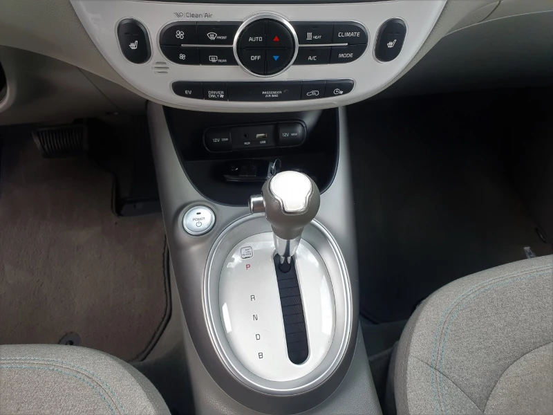 Kia Soul Full Eco Electric, снимка 11 - Автомобили и джипове - 52696721