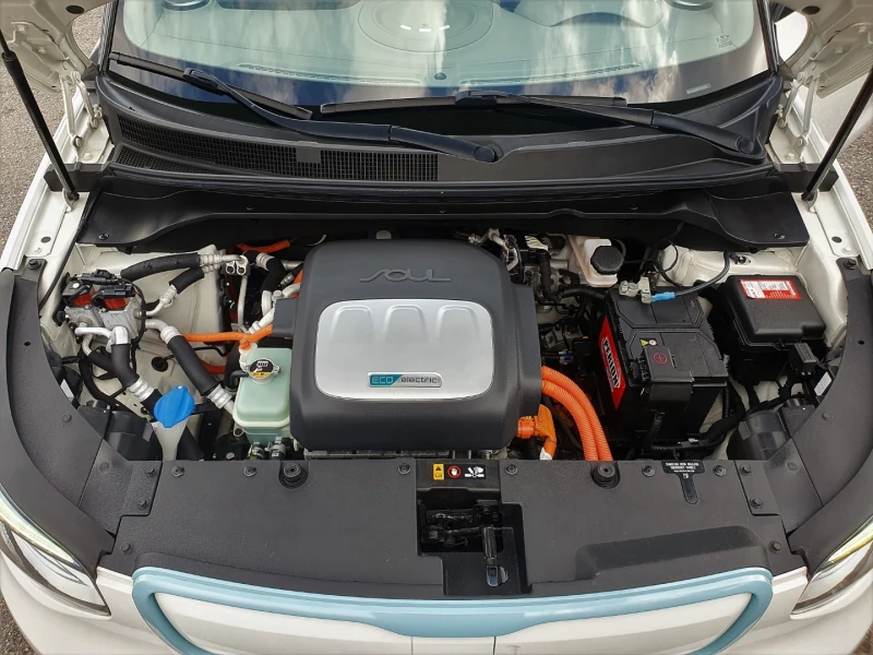 Kia Soul Full Eco Electric, снимка 17 - Автомобили и джипове - 52696721