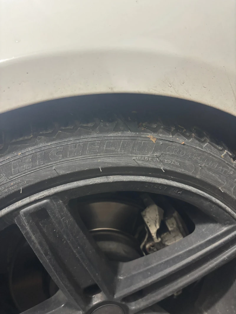 BMW 330, снимка 12 - Автомобили и джипове - 52969156