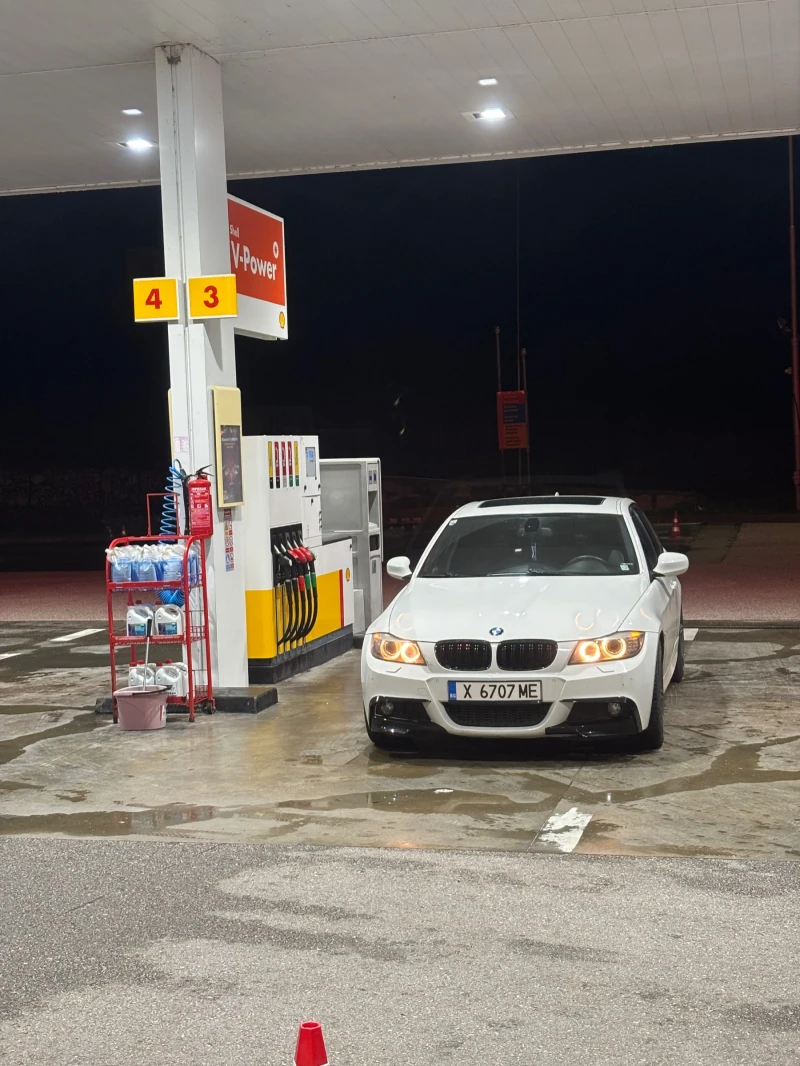 BMW 330, снимка 9 - Автомобили и джипове - 52969156