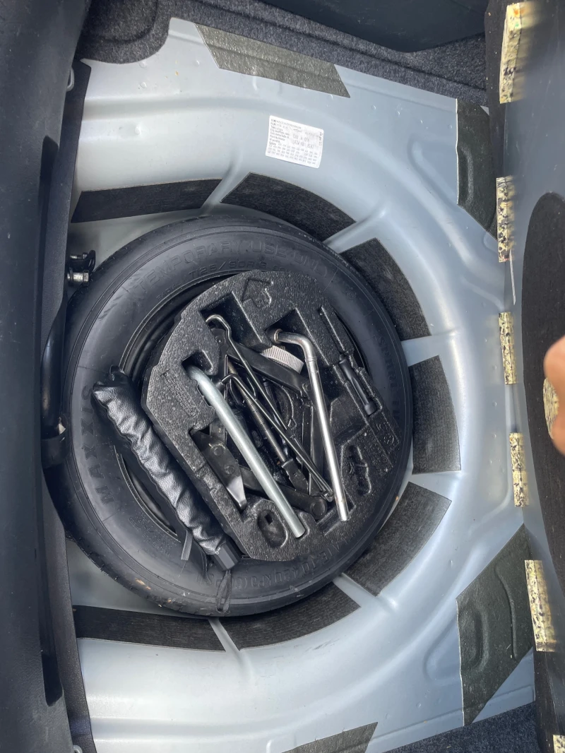 VW Jetta 2.0TDI Facelift EURO6, снимка 14 - Автомобили и джипове - 53157424