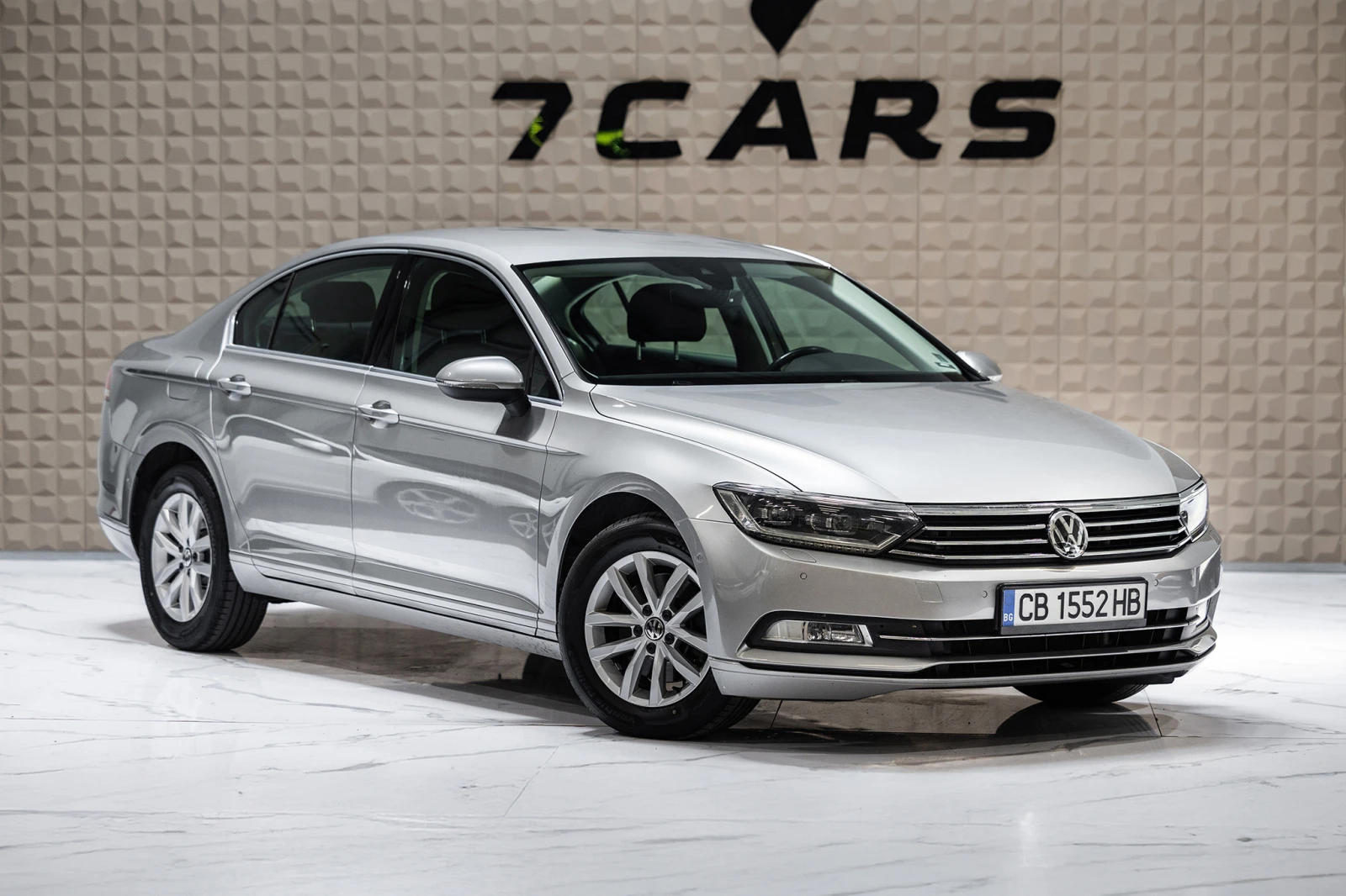 VW Passat * ДИСТРОНИК* ПЪРВИ СОБСТВЕНИК* АДАПТИВЕН КРУИЗ*  - изображение 3
