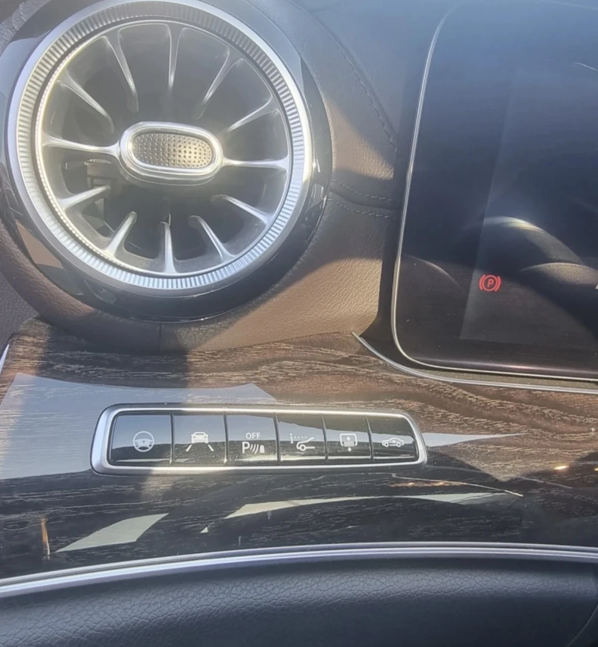 Mercedes-Benz CLS 53 AMG  - изображение 7