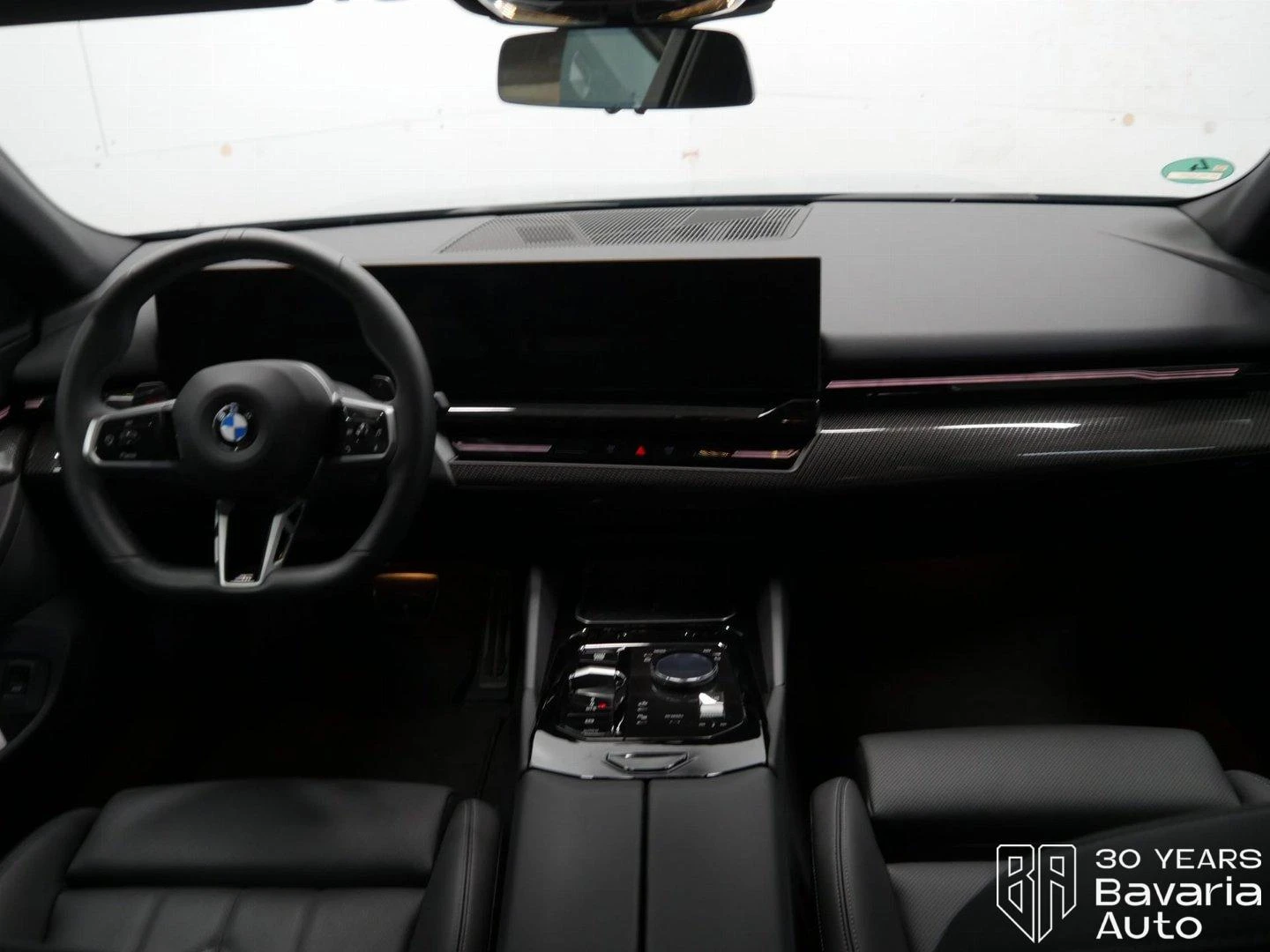 BMW 520 d Touring M Sport Paket - изображение 6