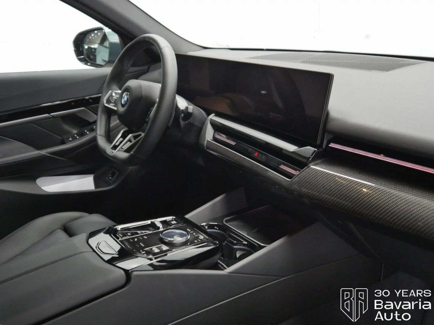 BMW 520 d Touring M Sport Paket - изображение 7