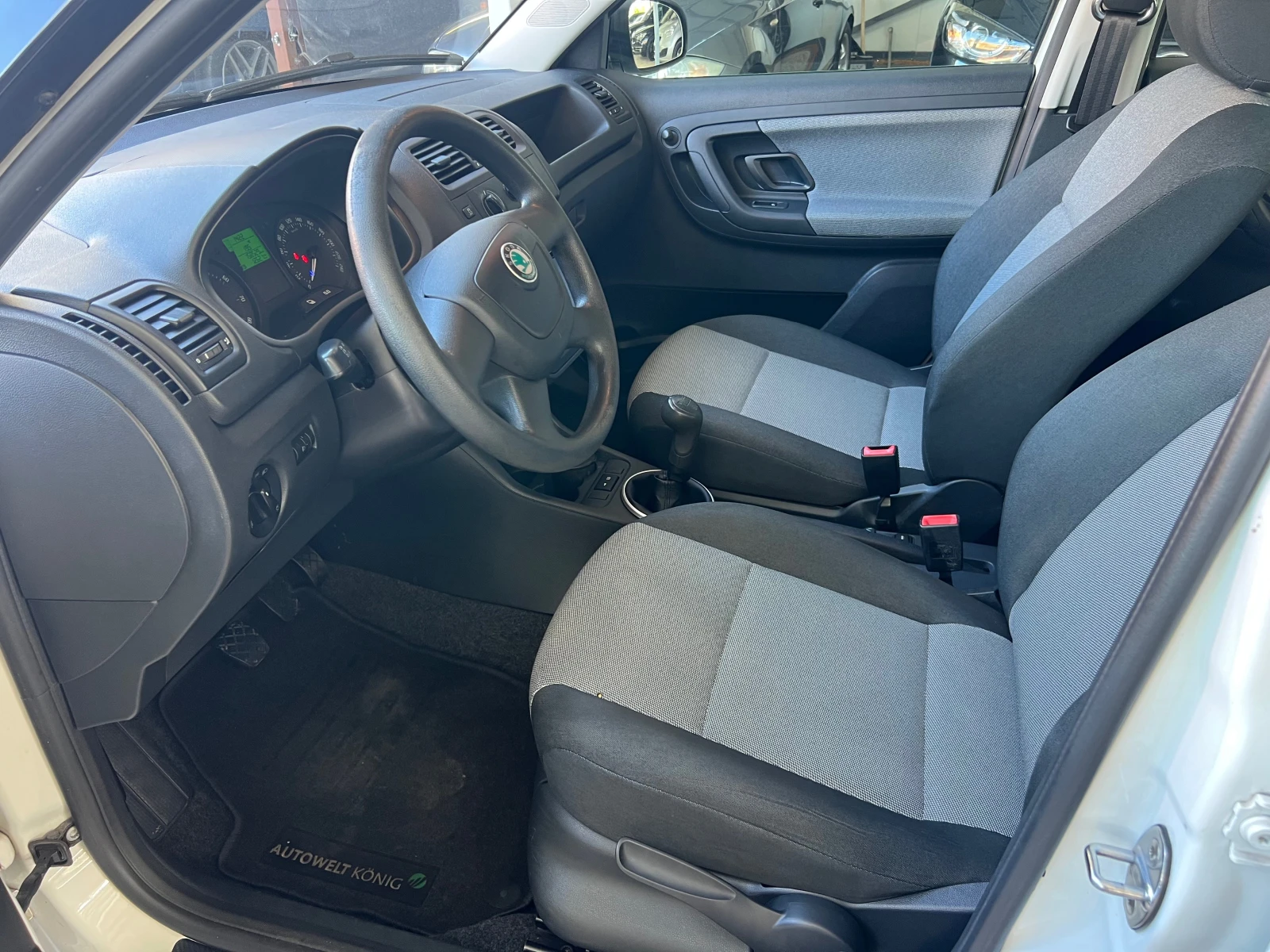 Skoda Fabia   | Mobile.bg   13