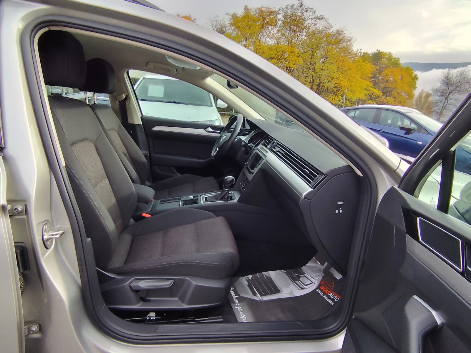 VW Passat 1.6TDi* * EURO6B* KLIMATRONIK*  | Mobile.bg   11
