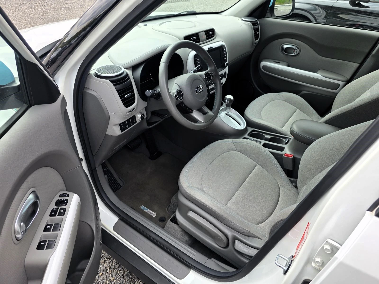 Kia Soul Full Eco Electric/Термопомпа* , снимка 7 - Автомобили и джипове - 52696721