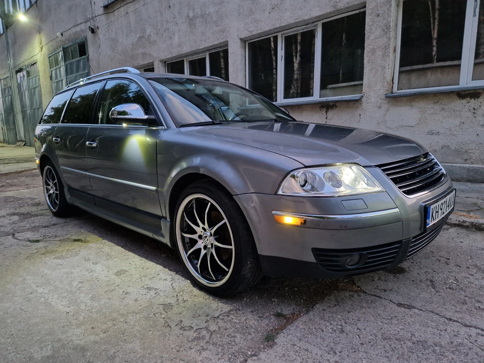 VW Passat 1.8t , снимка 7 - Автомобили и джипове - 54259959
