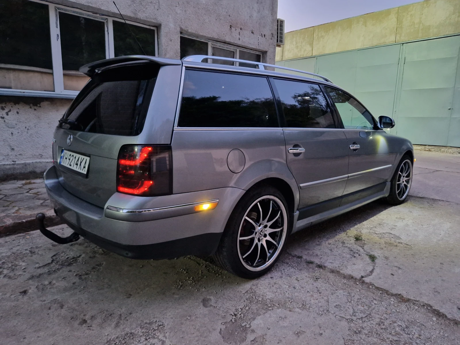 VW Passat 1.8t , снимка 6 - Автомобили и джипове - 54259959