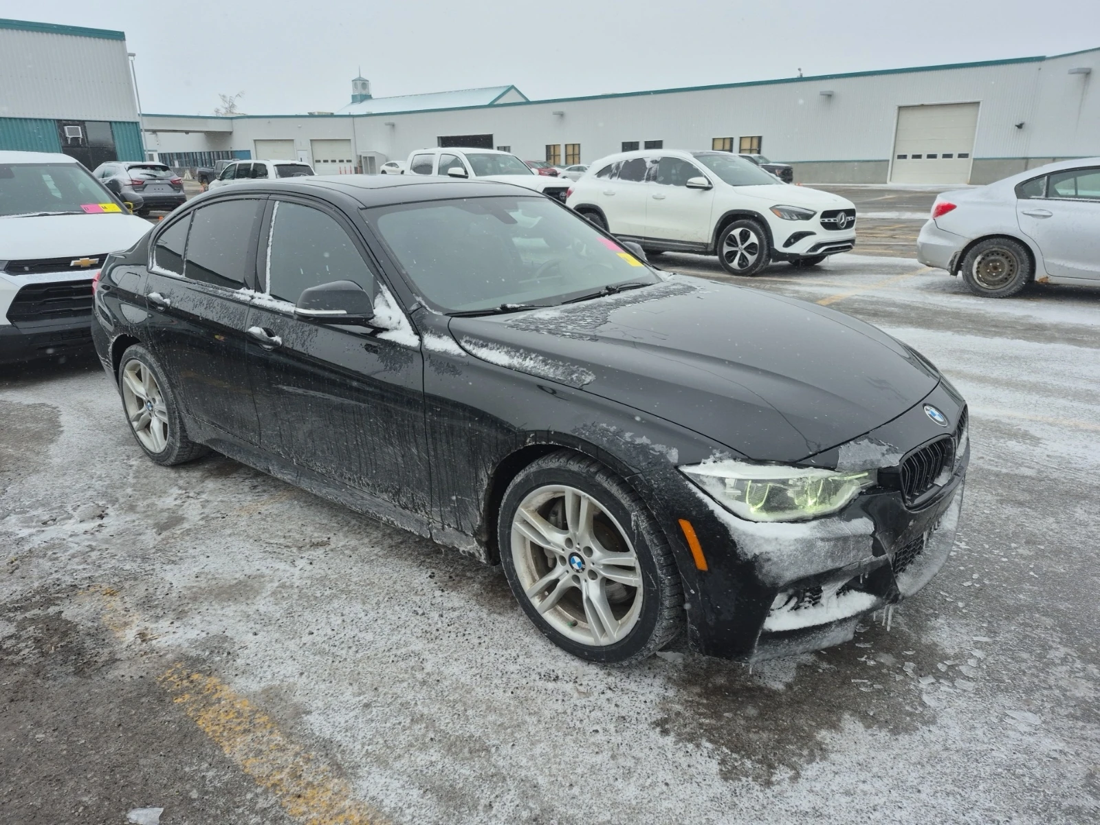 BMW 330 М ПАКЕТ * * CARFAX * * АВТО КРЕДИТ * * , снимка 2 - Автомобили и джипове - 53912934