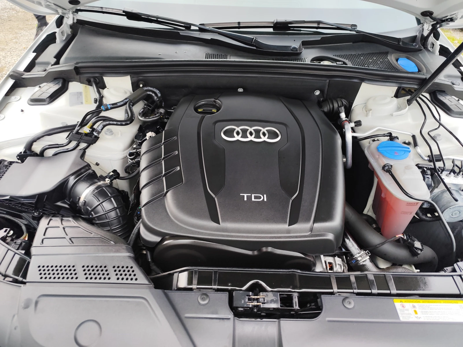 Audi A4 2.0TDi* QUATTRO* S-LINE* АВТОМАТИК* 86000км!, снимка 14 - Автомобили и джипове - 53952891