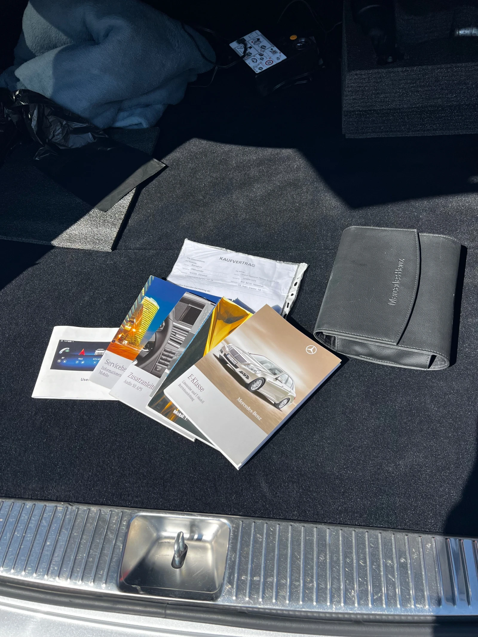 Mercedes-Benz E 250 BRABUS B25d, снимка 12 - Автомобили и джипове - 53990513