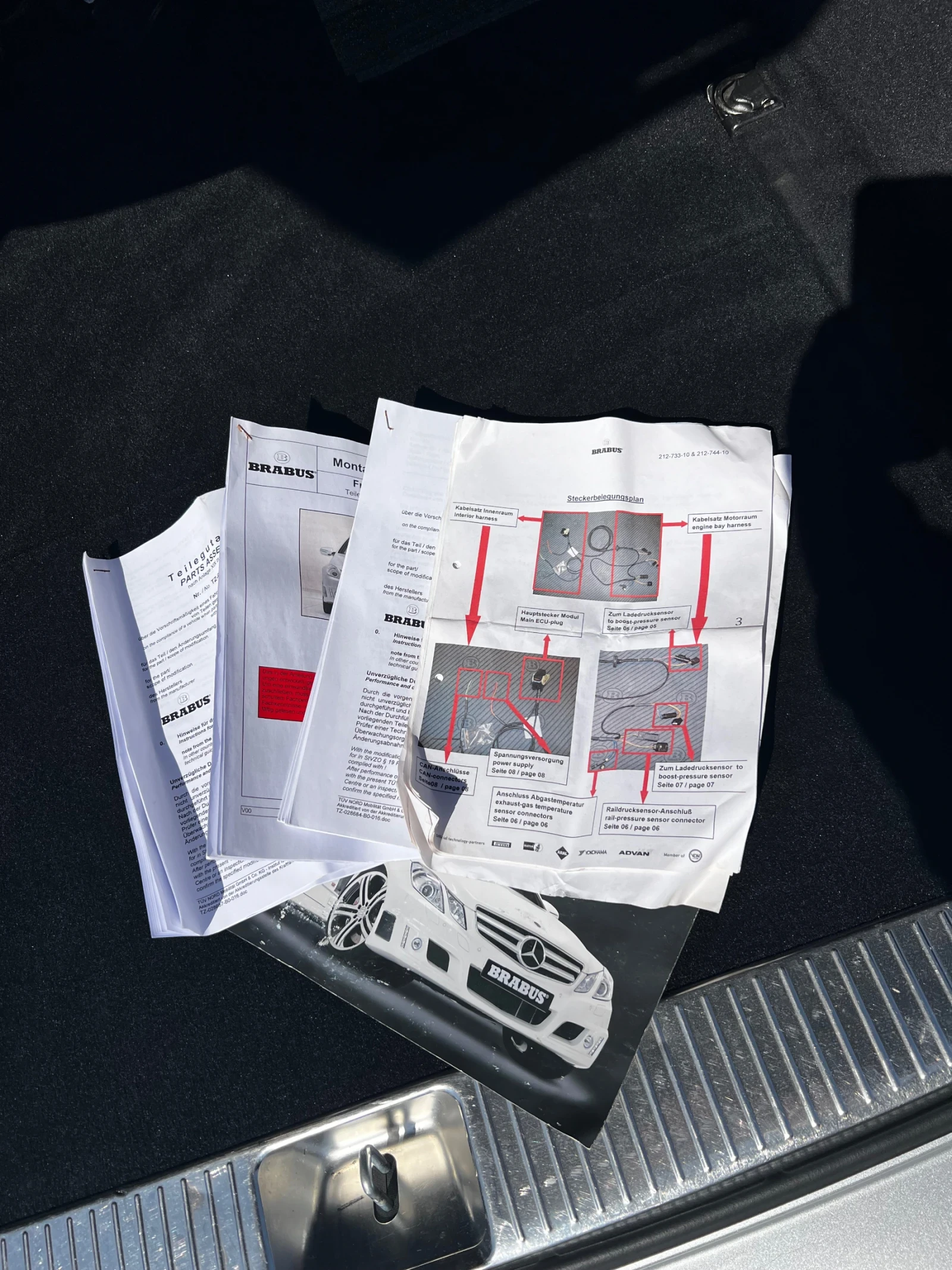 Mercedes-Benz E 250 BRABUS B25d, снимка 11 - Автомобили и джипове - 53990513