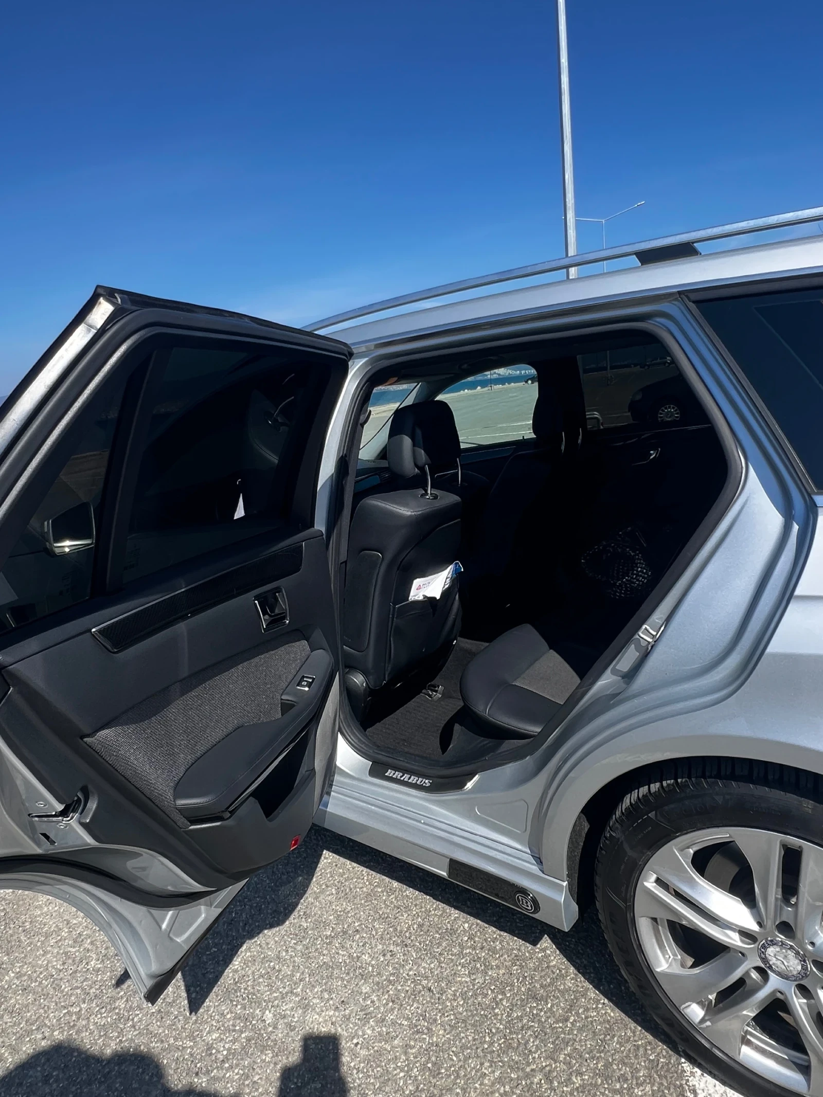 Mercedes-Benz E 250 BRABUS B25d, снимка 13 - Автомобили и джипове - 53990513