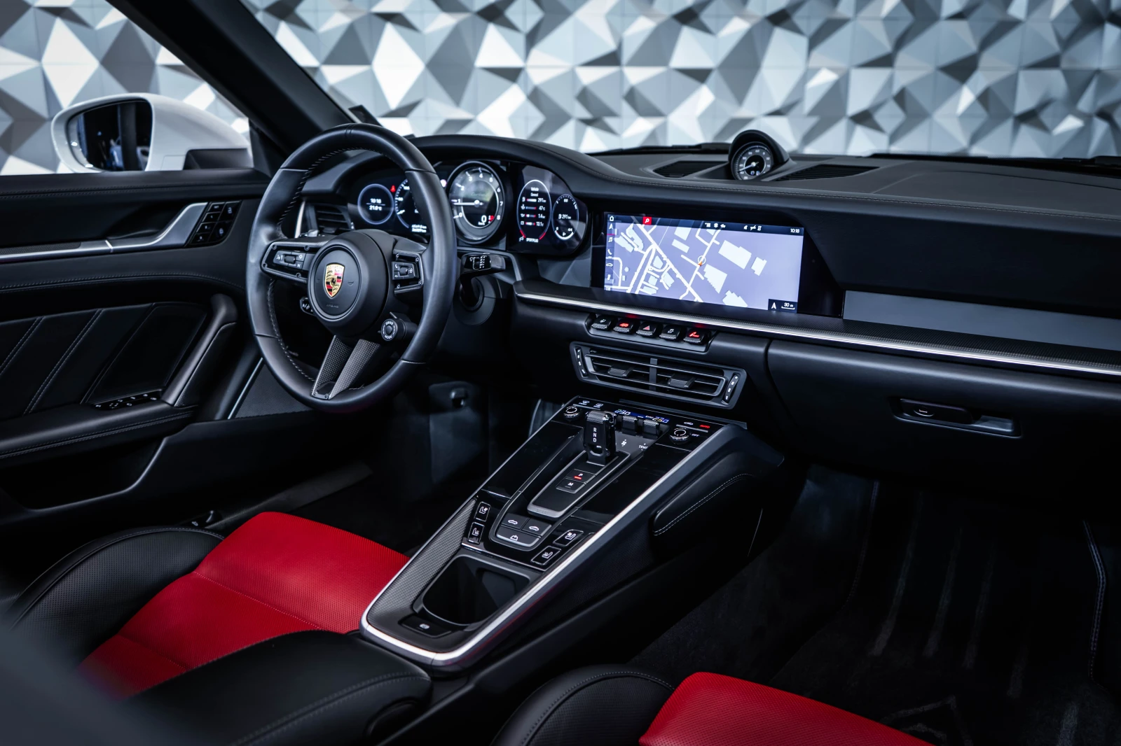 Porsche 911 * Tuning* Carbon* Burmester* 360, снимка 11 - Автомобили и джипове - 54567127