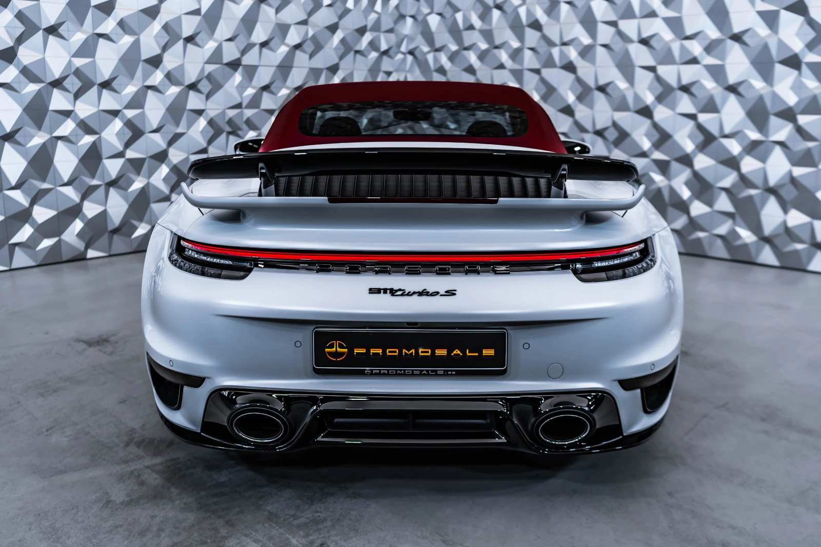 Porsche 911 * Tuning* Carbon* Burmester* 360, снимка 5 - Автомобили и джипове - 54567127