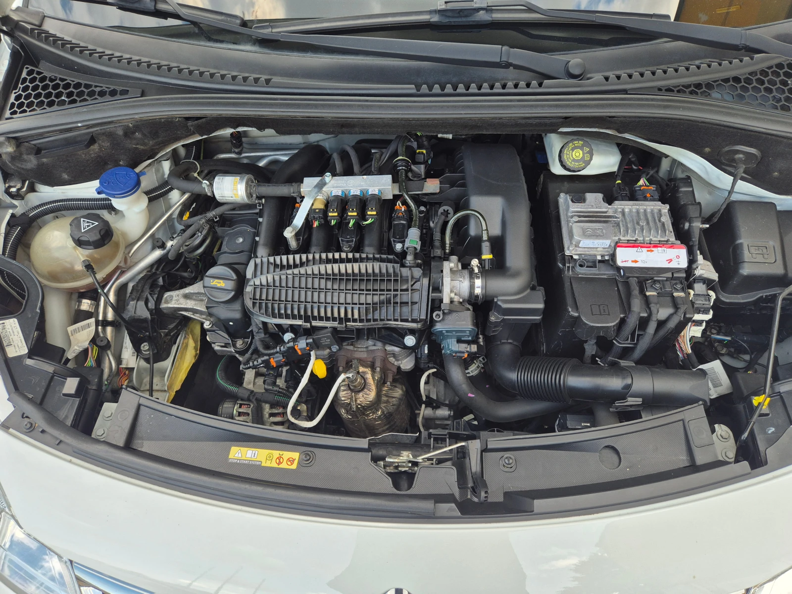 Citroen C3 1.2I ГАЗ АВТОМАТ TOP, снимка 17 - Автомобили и джипове - 54857815