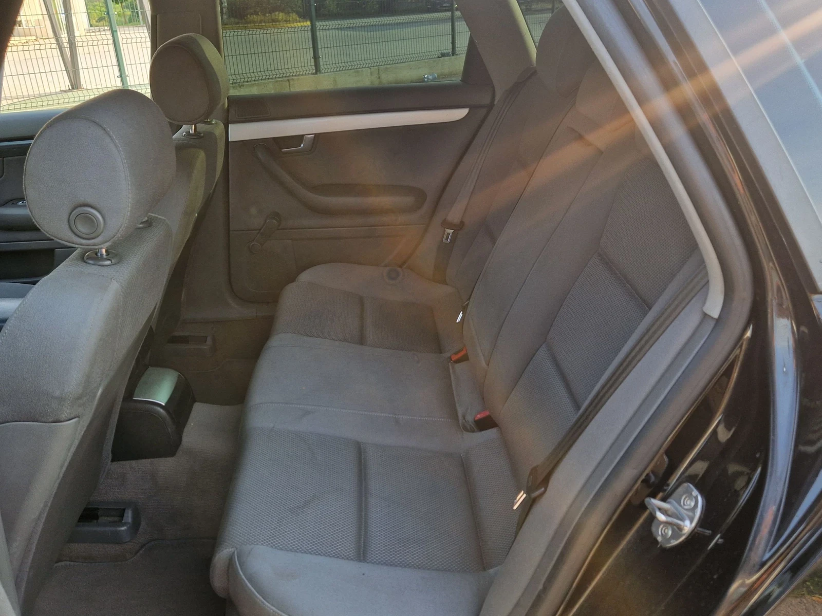 Audi A4 1.9 TDI, снимка 9 - Автомобили и джипове - 55072125