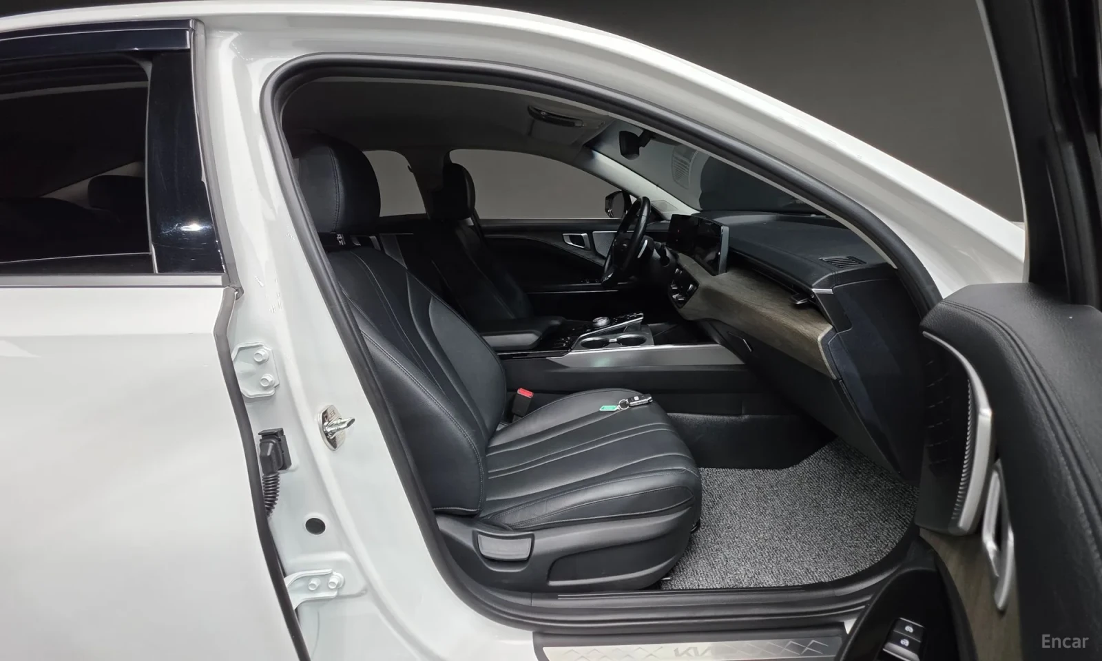 Kia K8, снимка 10 - Автомобили и джипове - 55218598