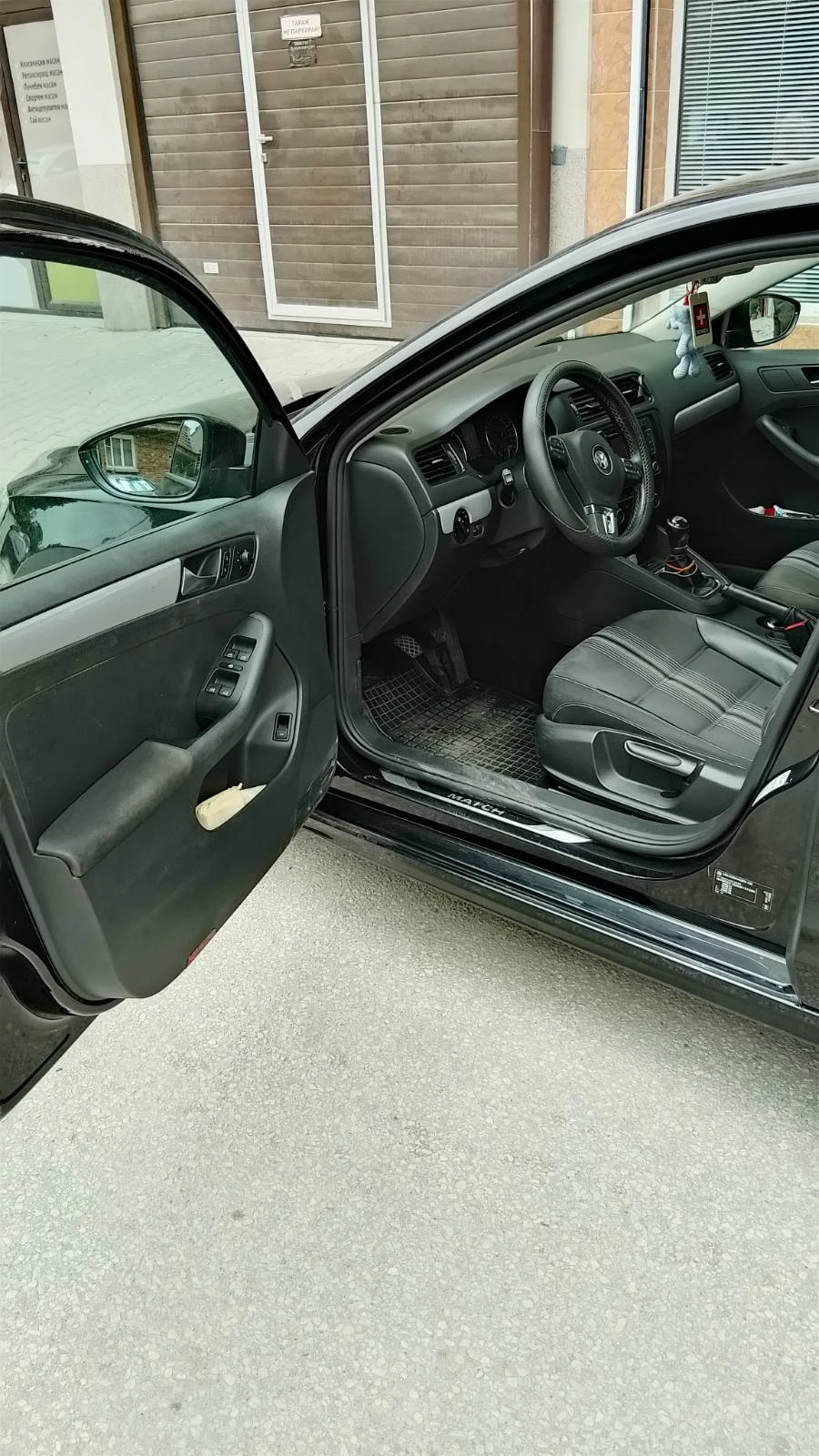 VW Jetta, снимка 4 - Автомобили и джипове - 55219763