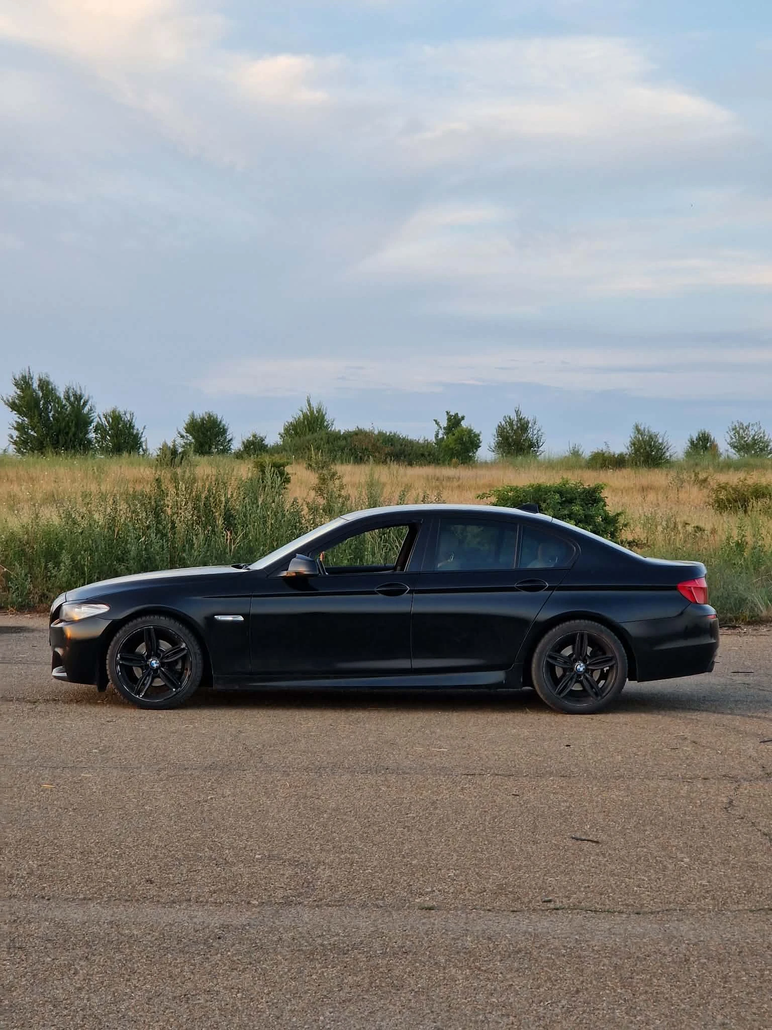 BMW 520 СМЕНЕНИ ВЕРИГИ, снимка 11 - Автомобили и джипове - 55335161