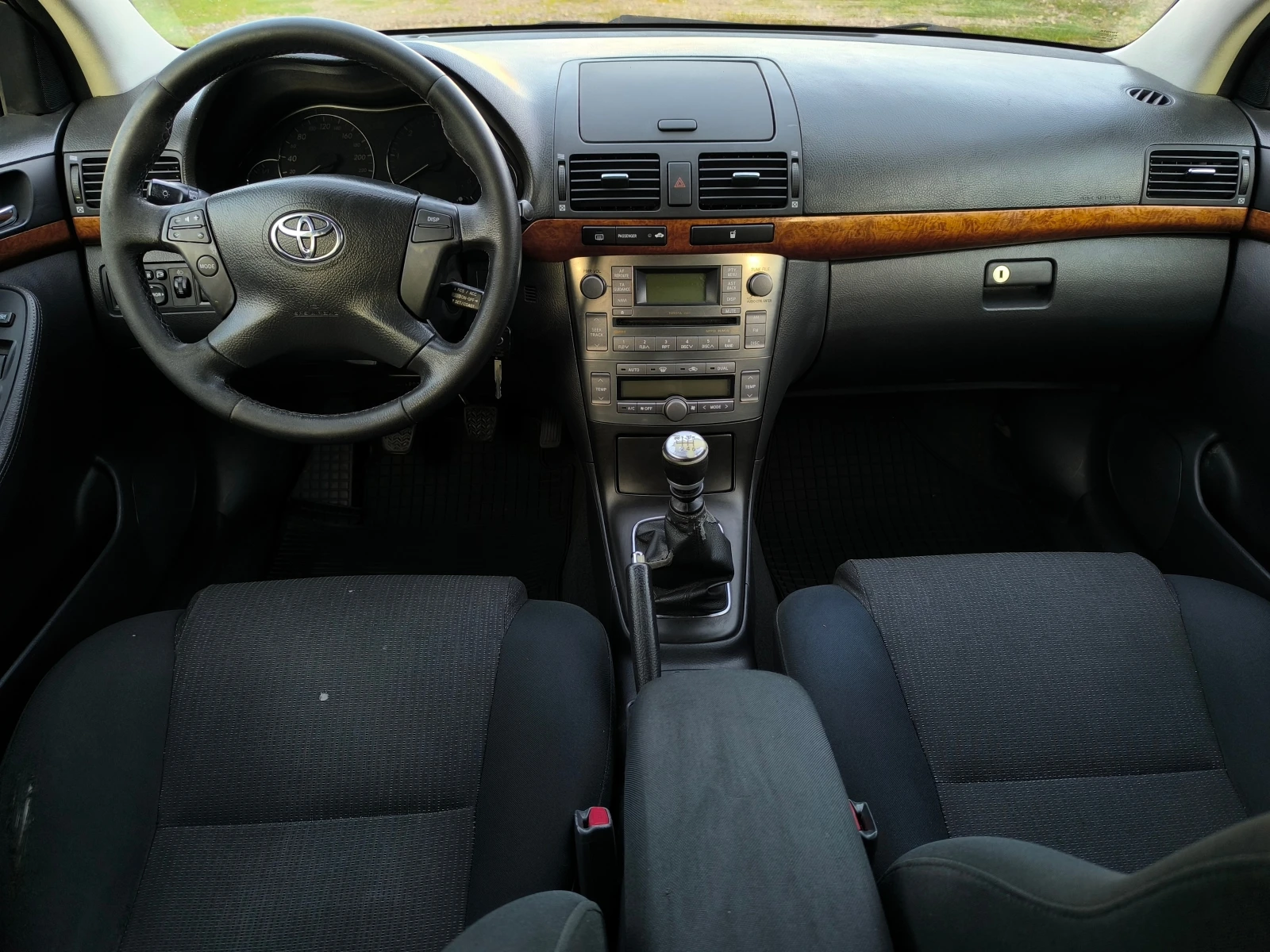 Toyota Avensis FACE LIFT-2.0D4D-126кс-6 скорости-КЛИМАТРОНИК-, снимка 13 - Автомобили и джипове - 55644996